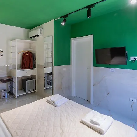 P.C. Boutique H. Castel Nuovo, By Clapa Group Dislocated Hospitality Hotel Naples Exterior photo